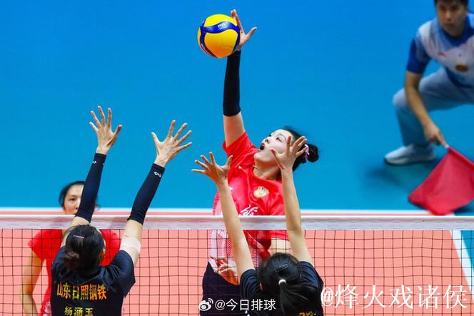 全运会：江苏女排直落三局击败山东女排夺冠